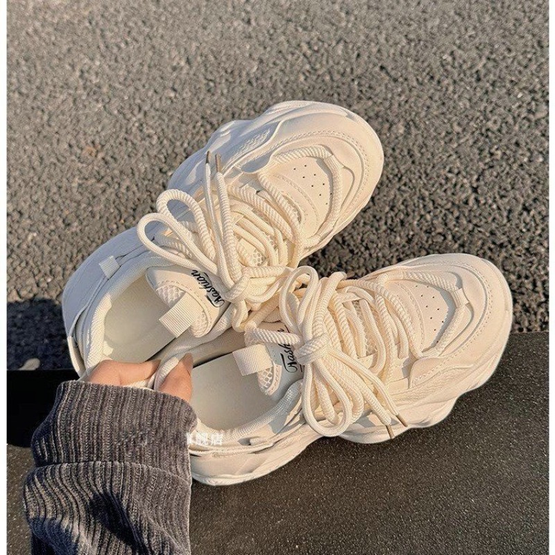 Sneakers da Donna Beige con Su - Embroidery Garments recensione e prezzo