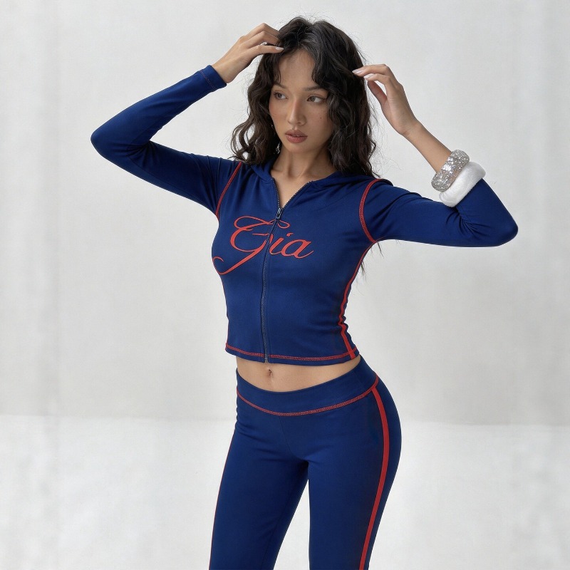 Tuta da donna in 2 pezzi con s - Embroidery Online recensione e prezzo
